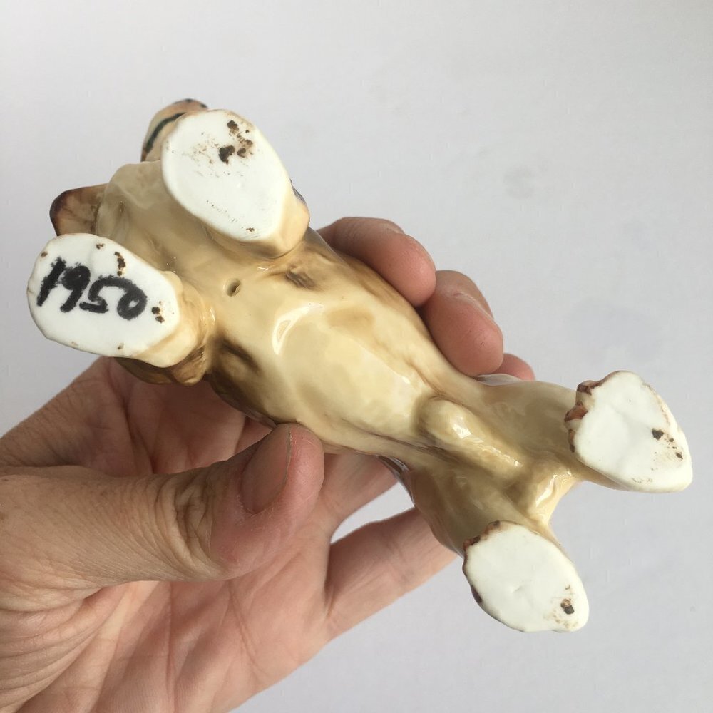 Vintage Dog Figurine Statue‎ - 1950 Basset Hound - Picture 7 of 8